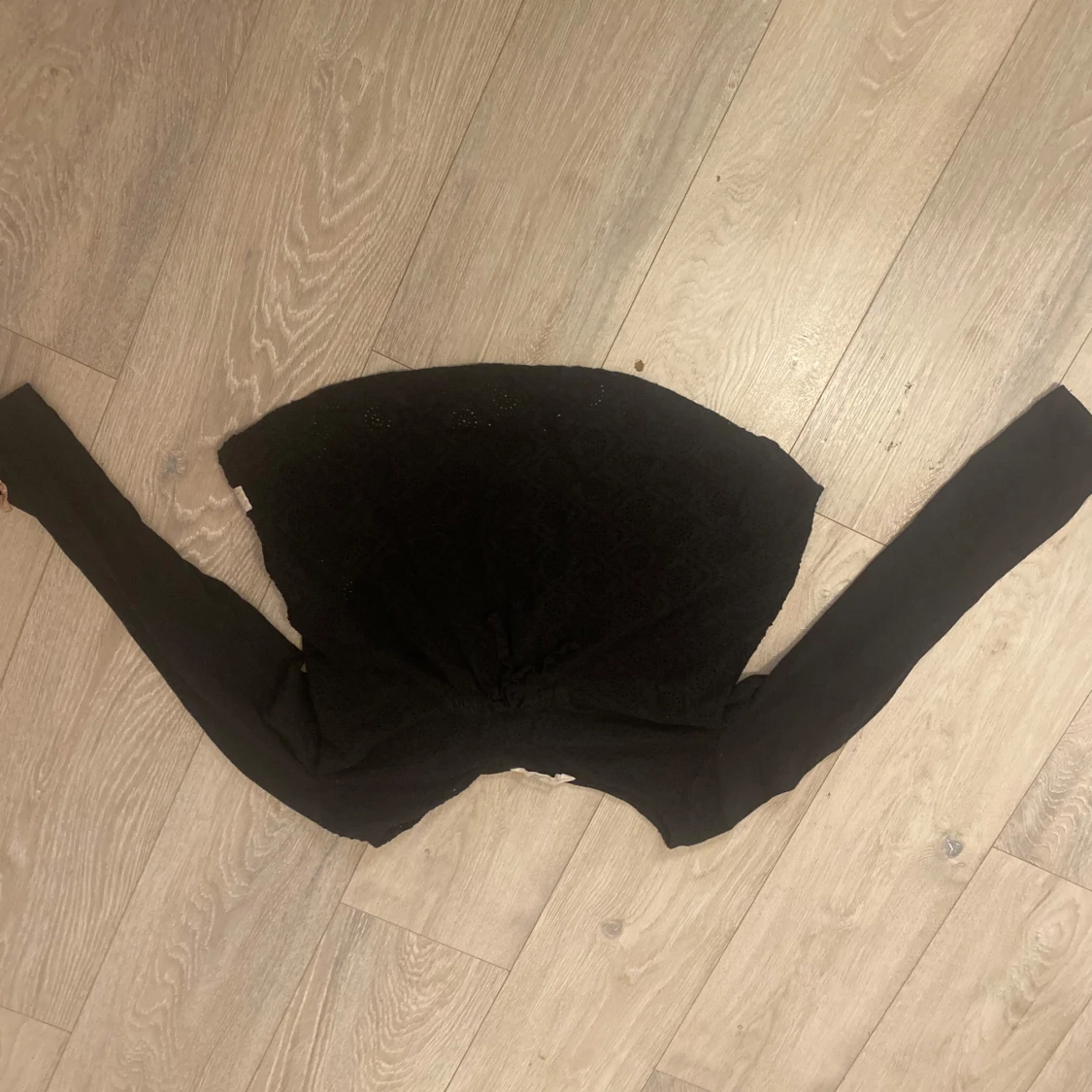 Svart långärmad tröja