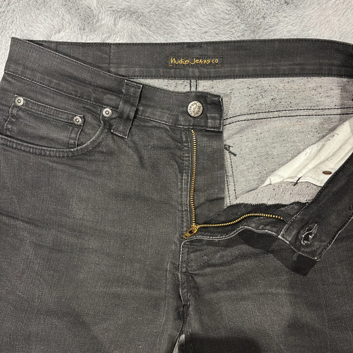 Svarta jeans från Nudie Jeans - 1