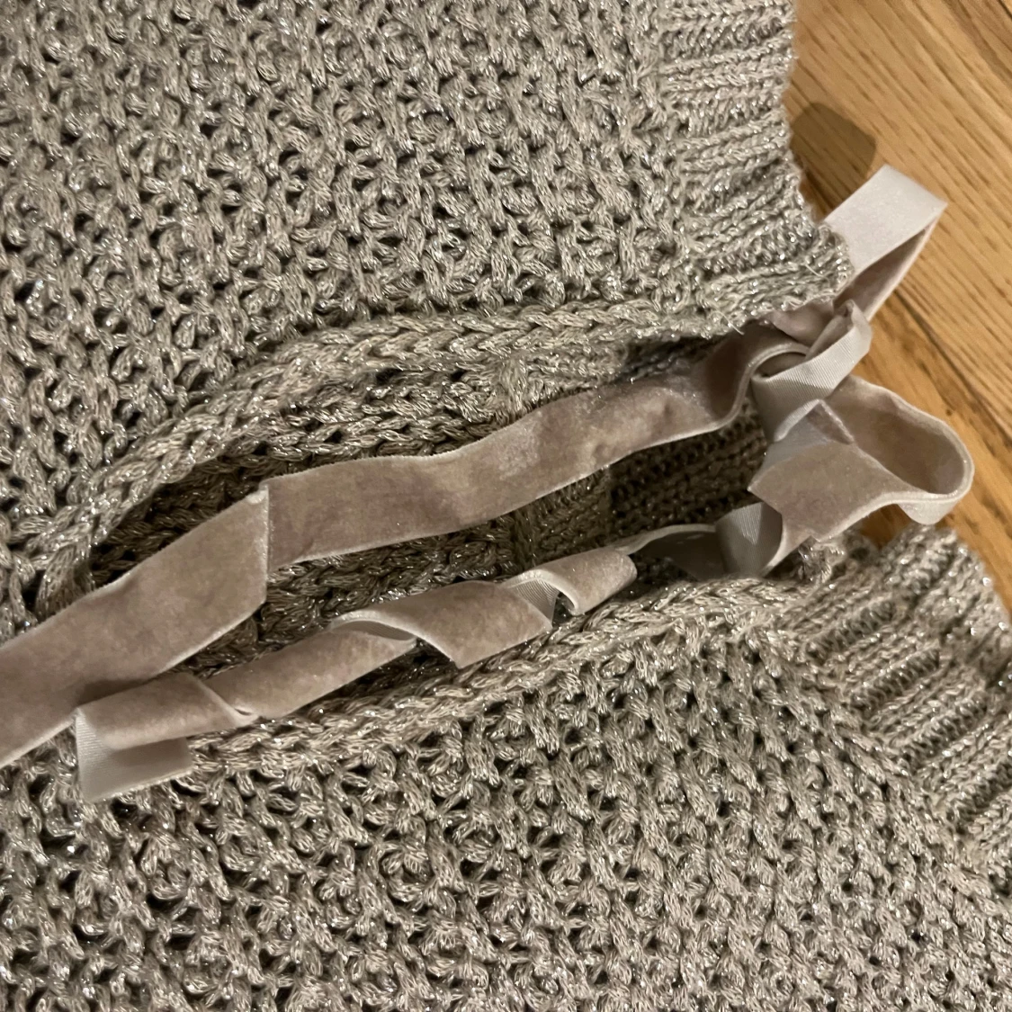 Beige stickad tröja från Massimo Dutti - 91