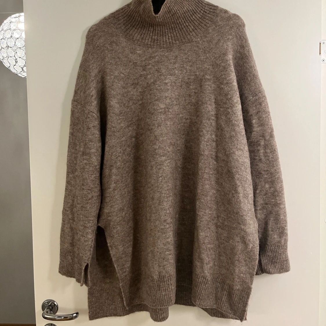 Stickad Arket-polo - 90