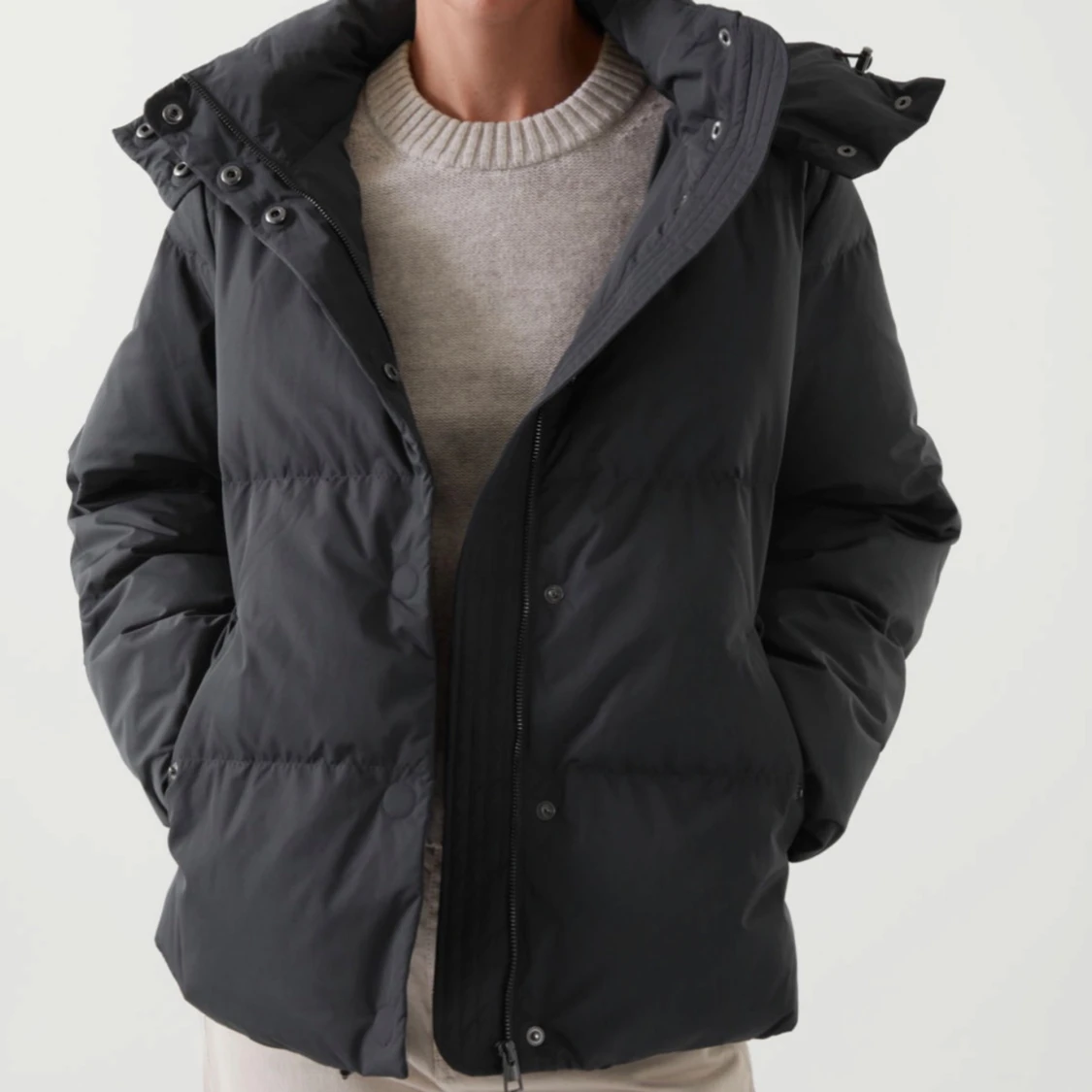 Pufferjacka med huva