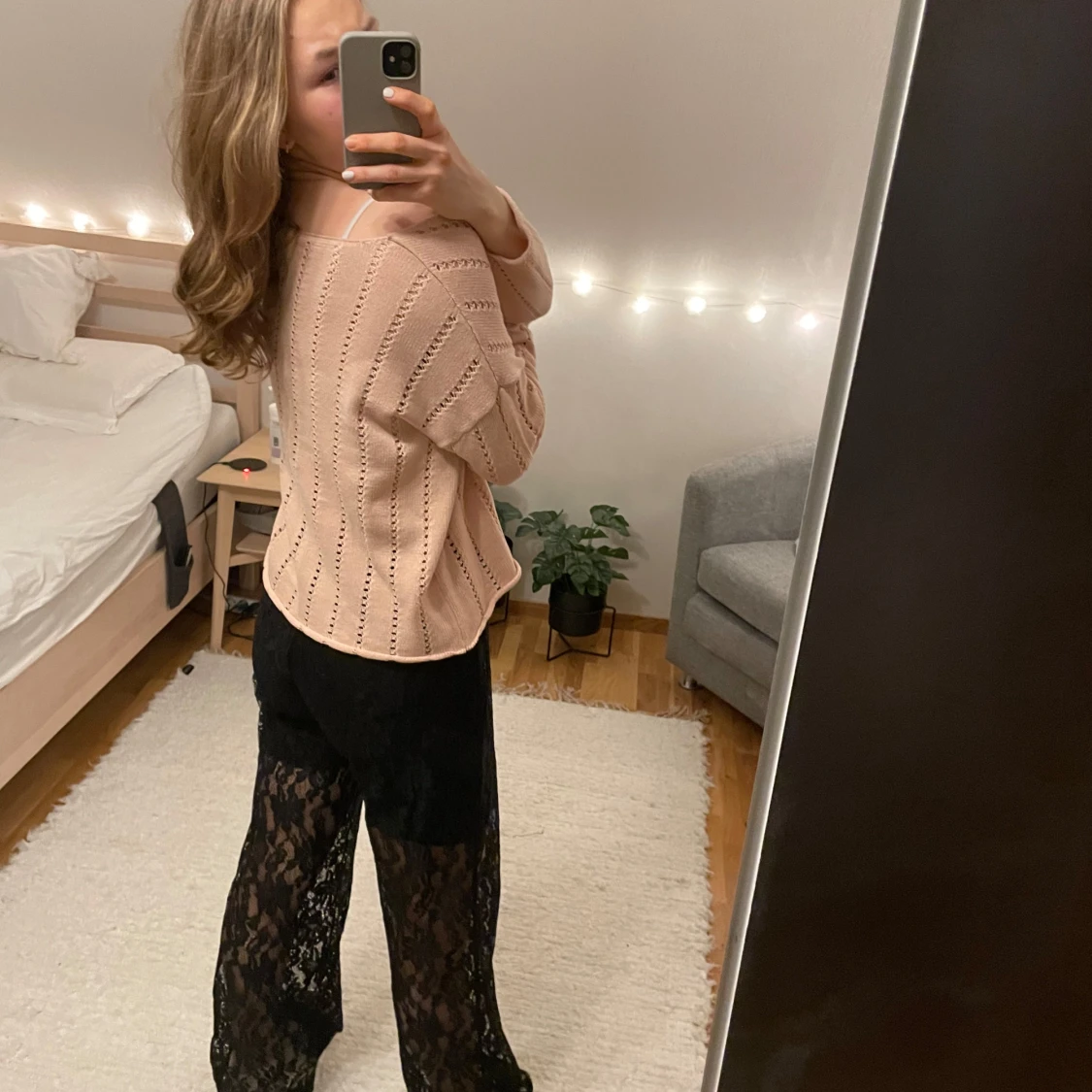 Rosa stickad tröja med hålmönster - 90