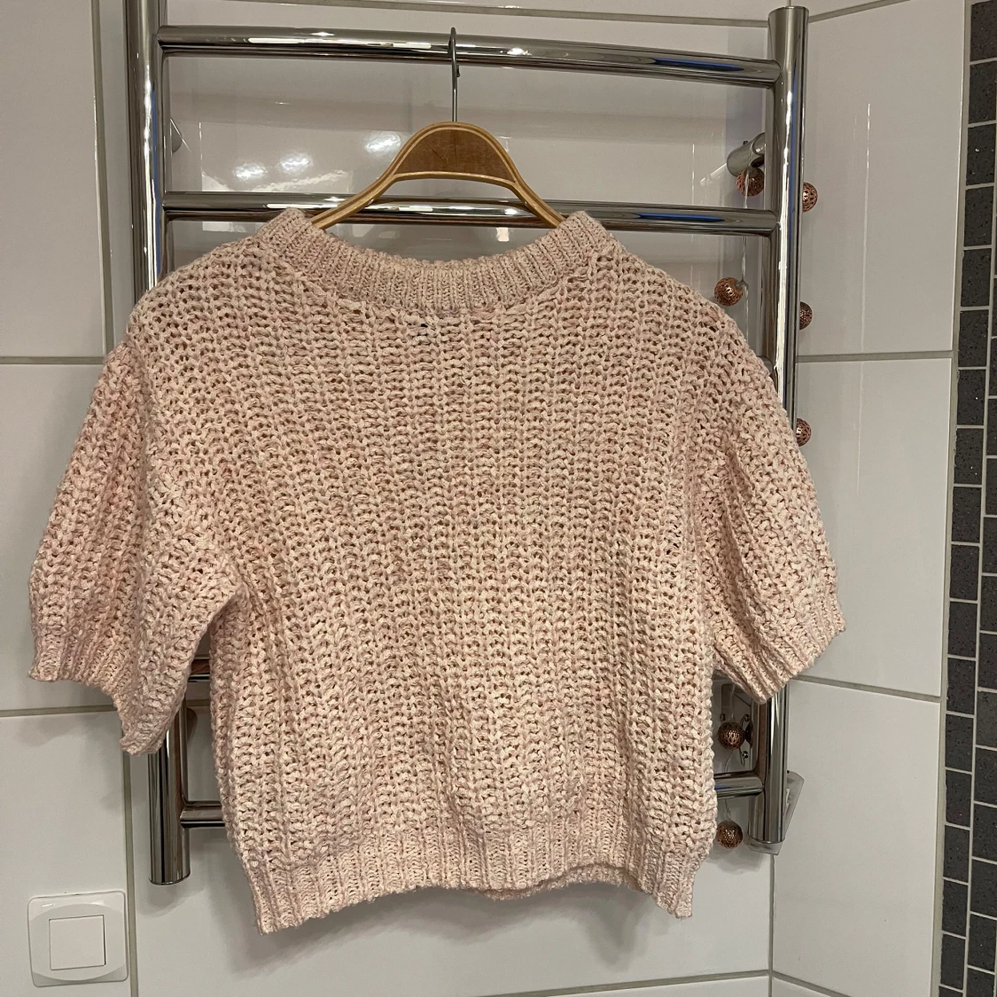 Rosa stickad T-shirt - 91