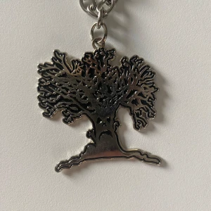 Haunted Mound Halsband - Säljer mitt Haunted Mound Sematary Halsband köpt på den svenska sematary konserten. 