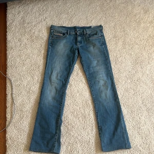 Low Rise bootcut diesel jeans  - W29, L34 super snygga diesel jeans. Skriv ifall ni har frågor:) Pris går att diskuteras💕