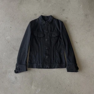Julius_7 Denim Jacket - Mer info finns i dm.