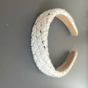 Diadem - Jättesnyggt diadem. Jättebra skick ❤️