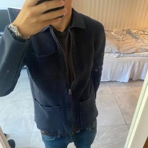 Lexington kofta - Lexington kofta. Köpte den  för 1500 kr för ett år sedan. Har använts ett par gånger men är i bra skick 