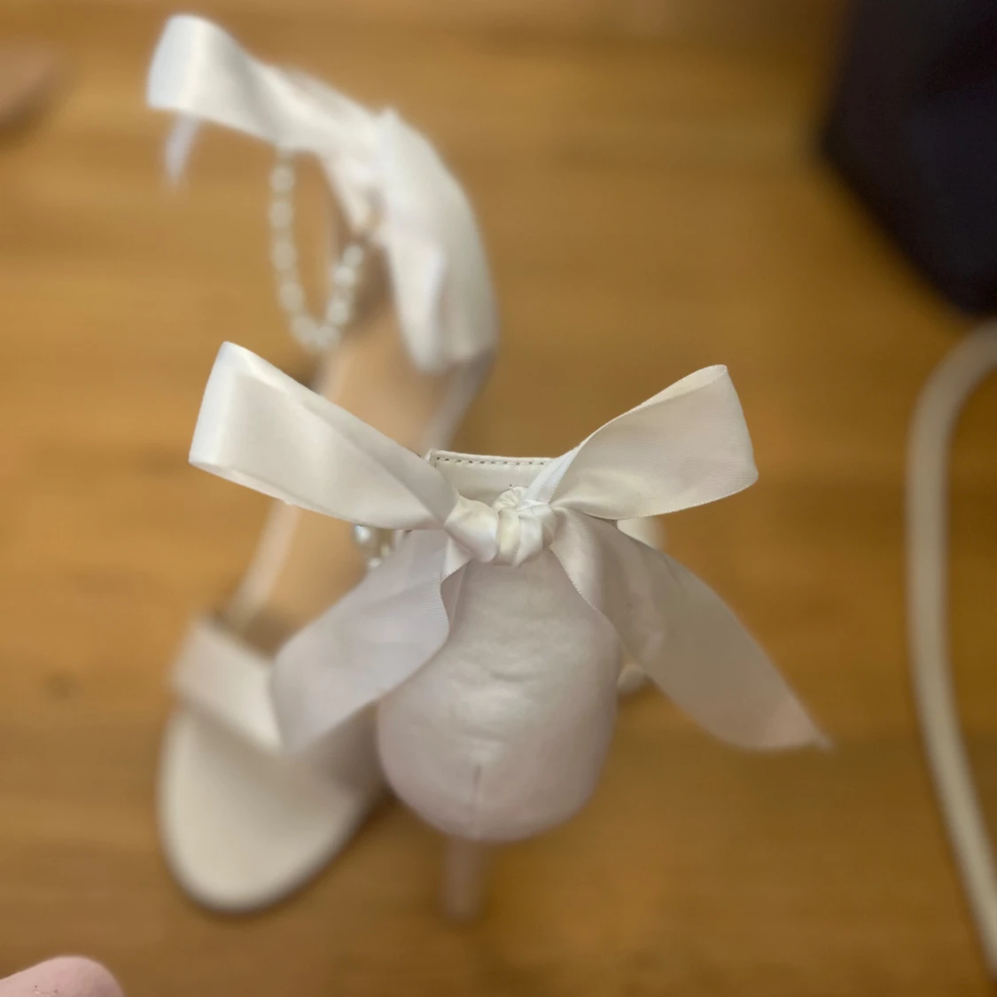 bröllops klackar vita  - 91