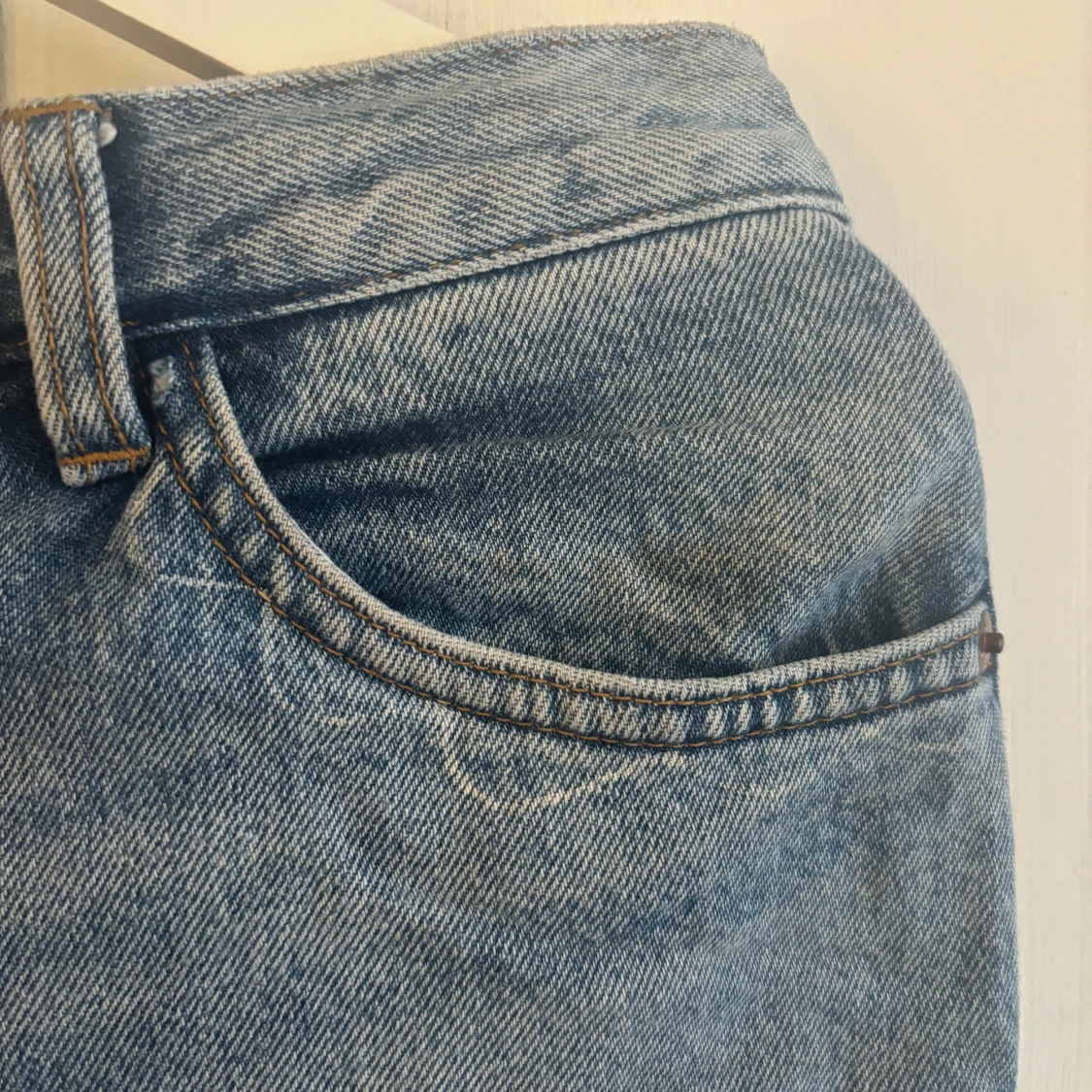 Monki midwaist straight jeans  - 90