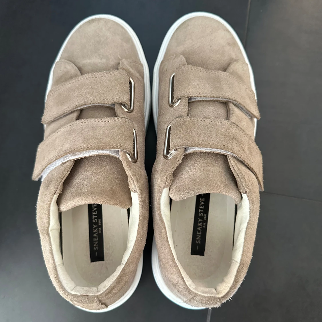 Sneaky Steve skor - 91