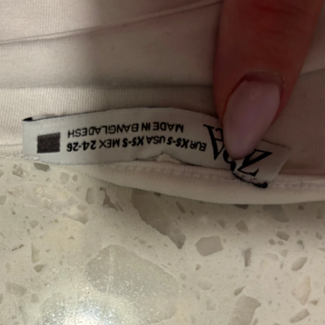 Vit topp från Zara - 90