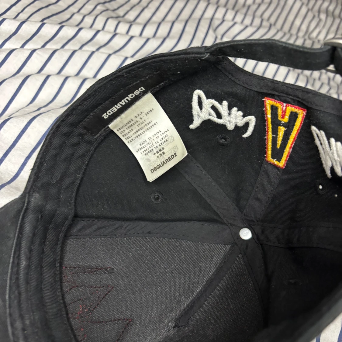 Svart keps Dsquared2 Sällsynt - 91