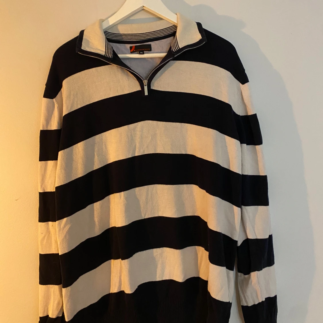 Randig tröja med dragkedja - 90