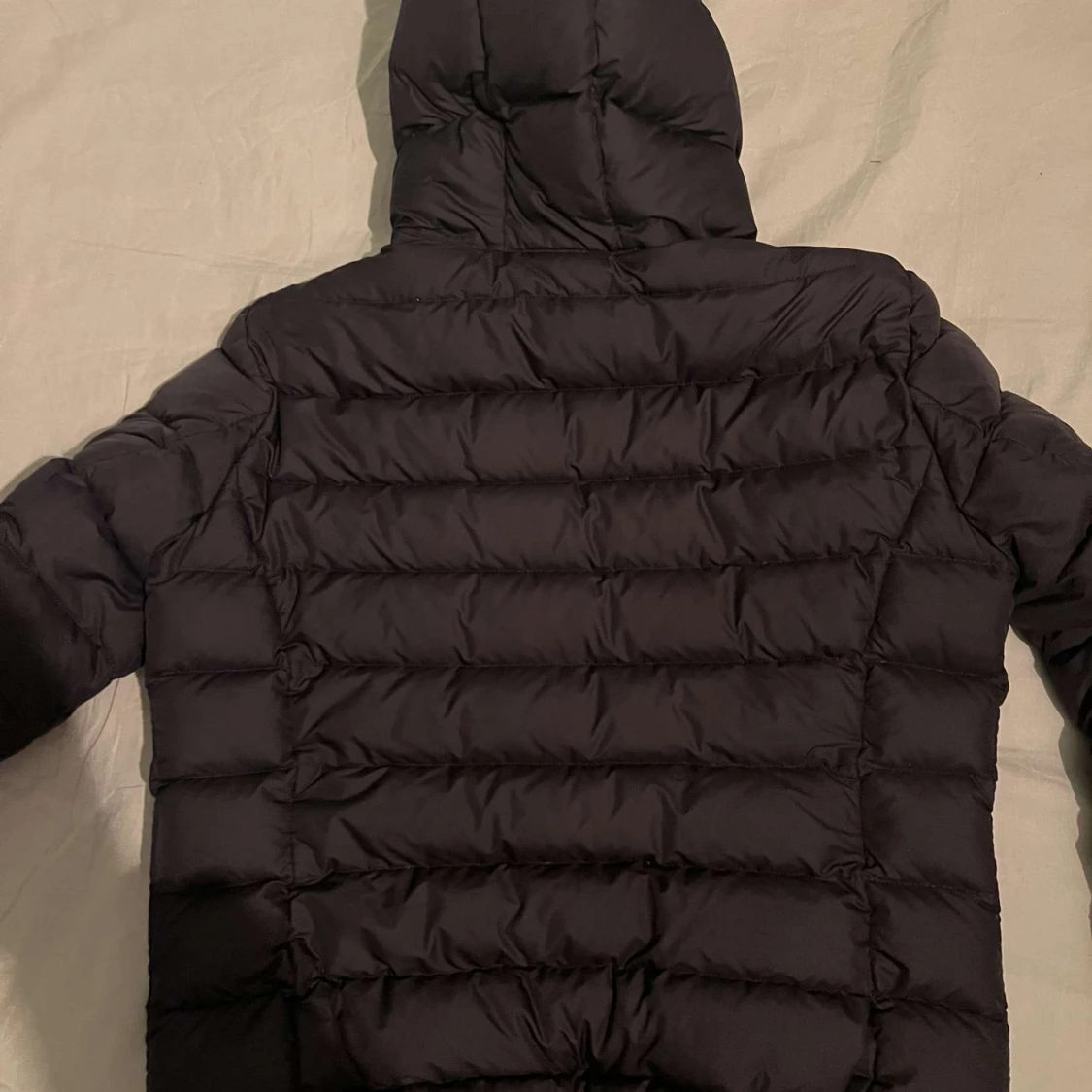 Svart dunjacka från Colmar - 90