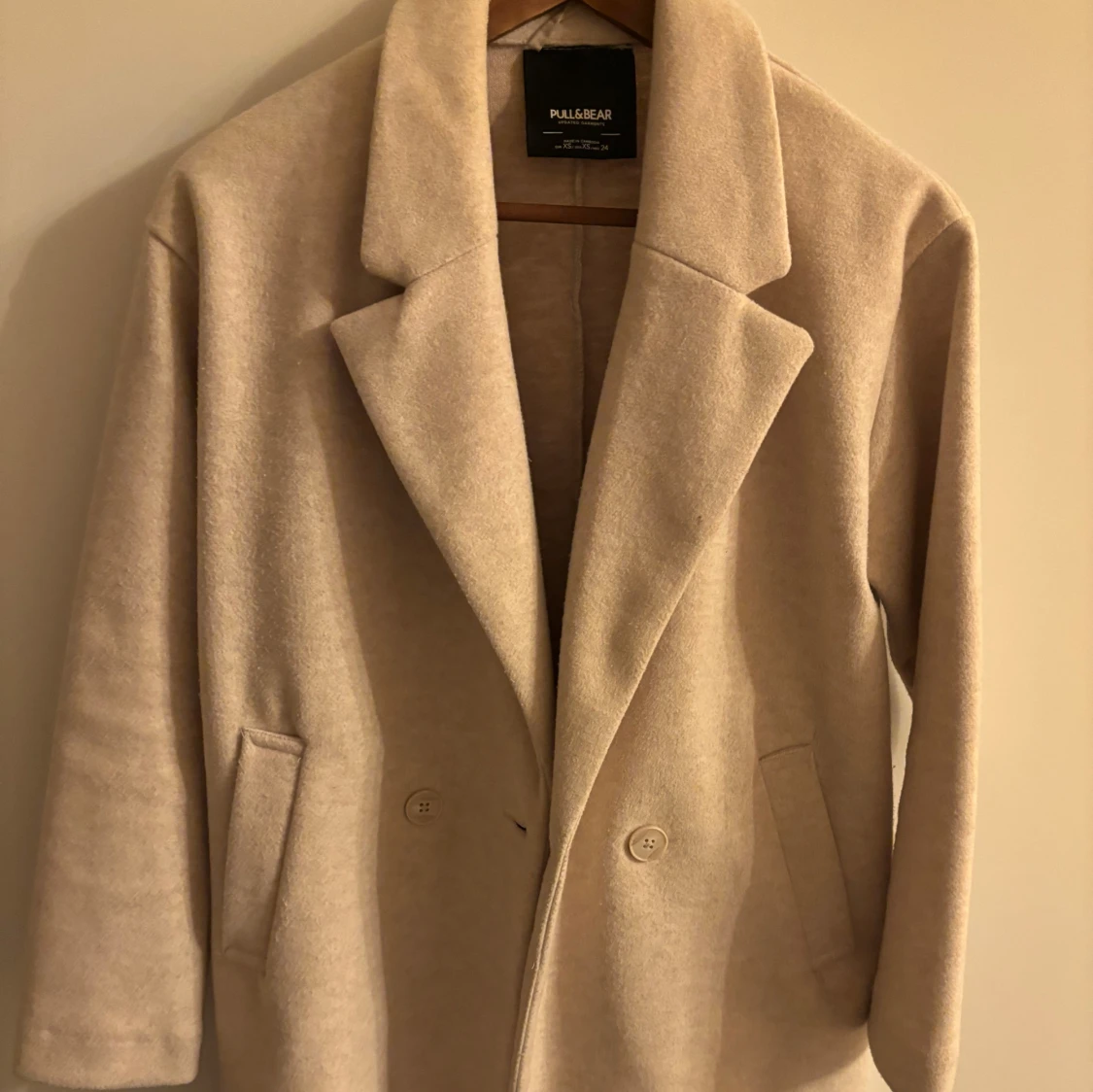 Beige kappa från Pull&Bear - 91
