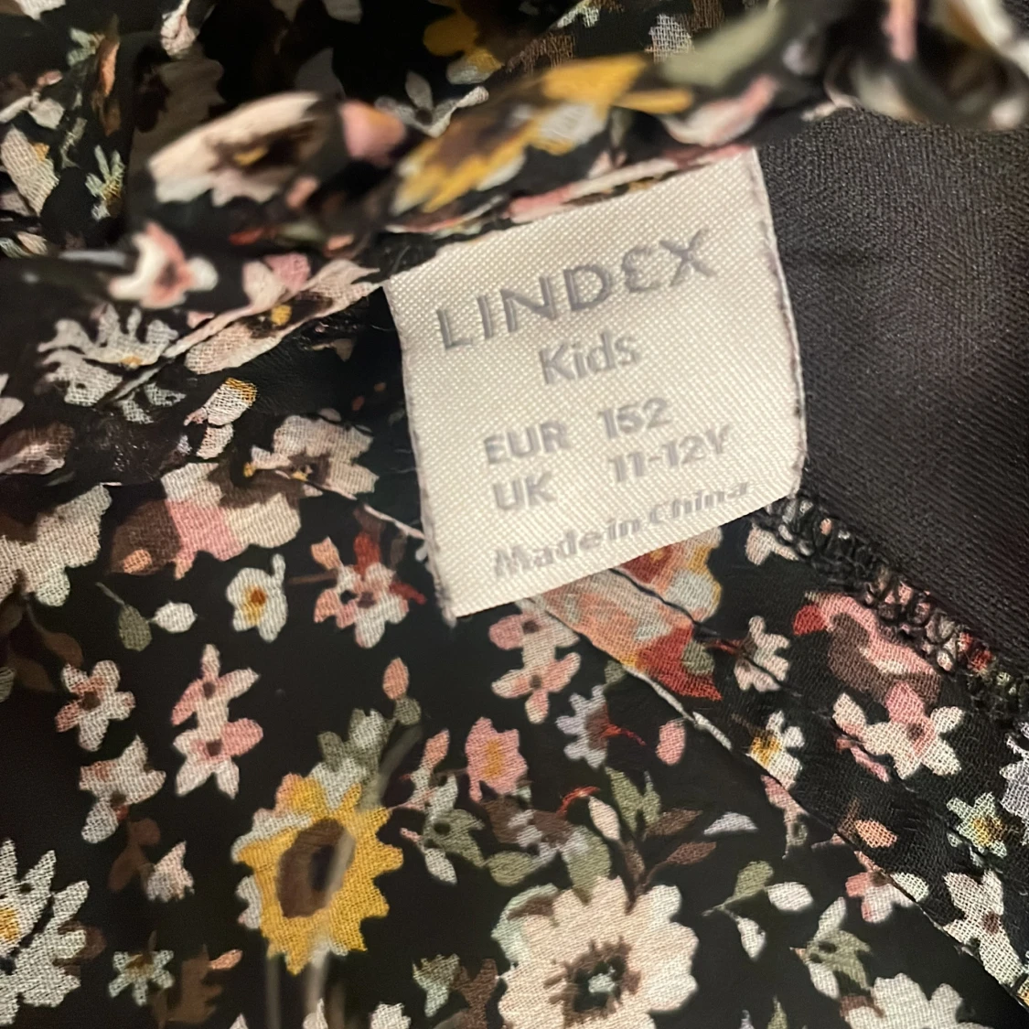 Fin blus!!!  Storlek 152! Bra skick☺️ - 91