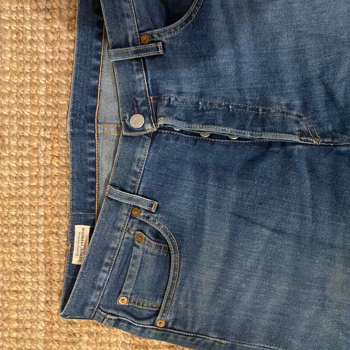 Levis 501 jeans i blå denim - 91