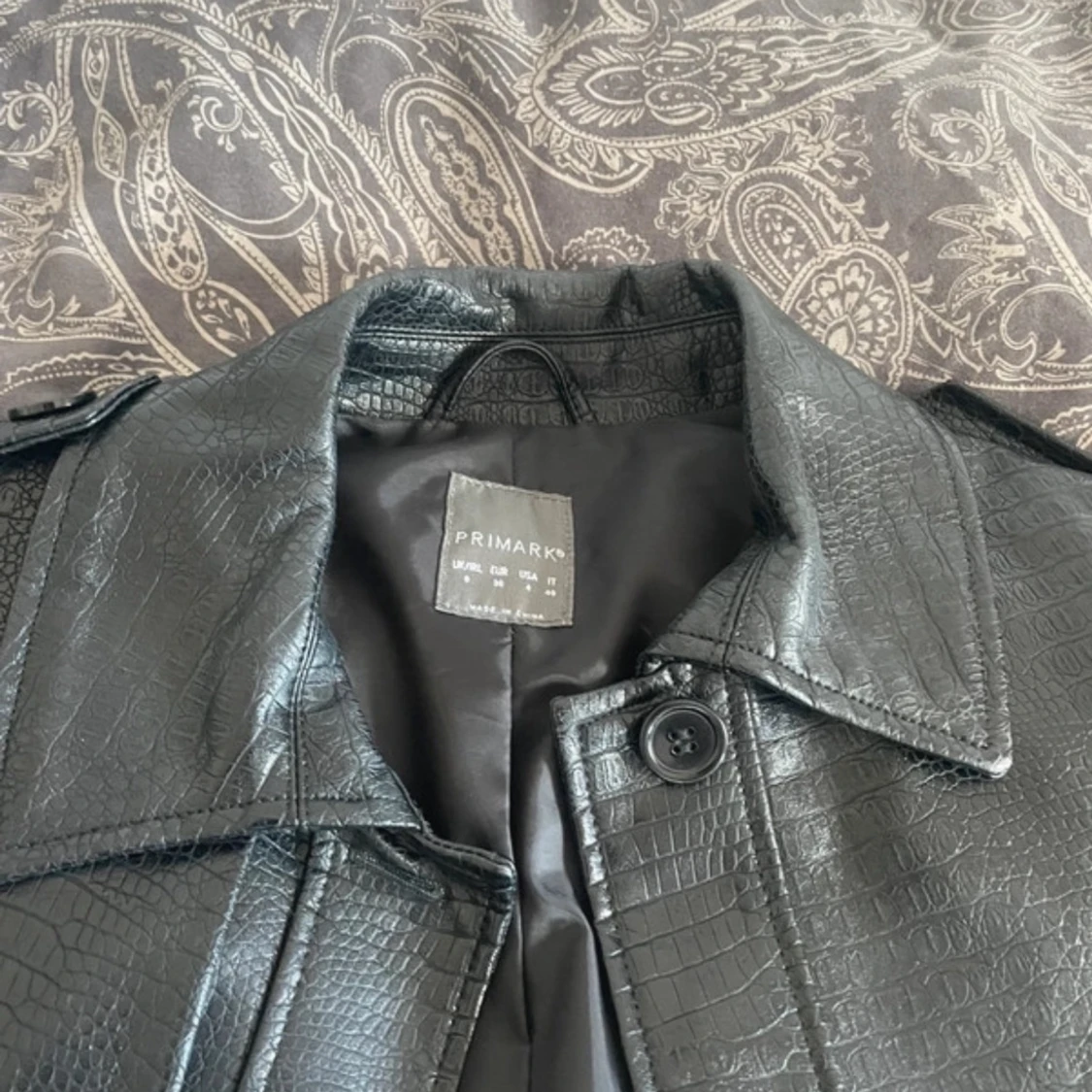 Svart skinnjacka från Primark - 91