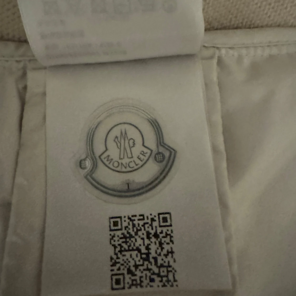 Moncler Padded Tricot Cardigan With Hood In White And Navy Blue - 2