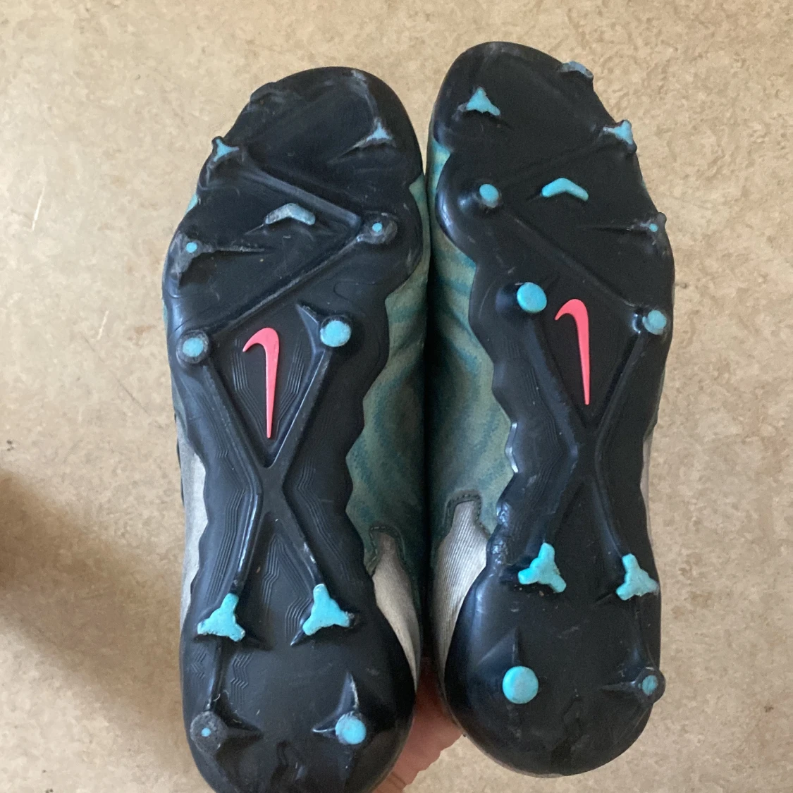 Nike phantoms fotbollskor - 90