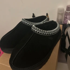 Uggs - Storlek 38. Aldrig använda 