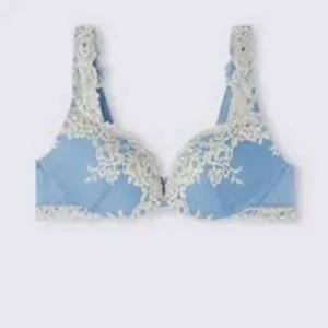 Intimissimi bh gioia  - I mönstret pretty flowers modell gioia  Knappt använd köpt för 500kr 💗