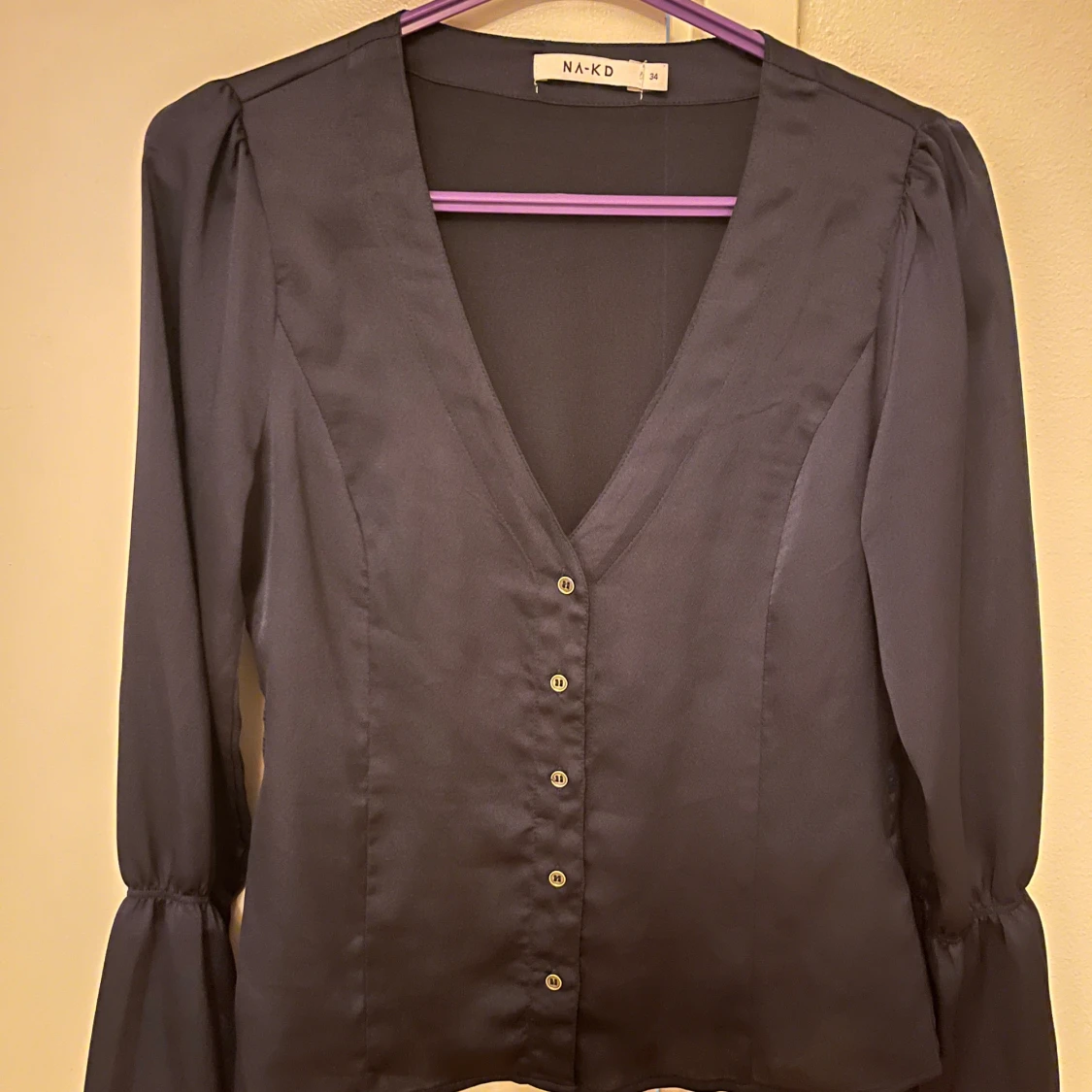 Mörk lilla/blå blus