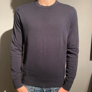 These glory days  - Säljer denna snygga tröja då den inte används. Den är i merinoull och skicket är 9/10. Nästan aldrig använd. 