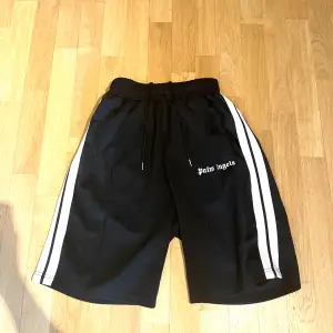 Shorts i bra skick 