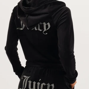 Juicy couture - Den är i mycket bra skick. Jag har använt den fåtal gånger.