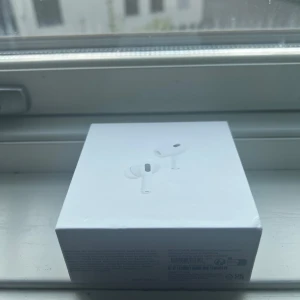 Aripods pro 2 - Hej finns aripods pro version 2 till salu  För 1200kr ,kvitto online kan införskaffas