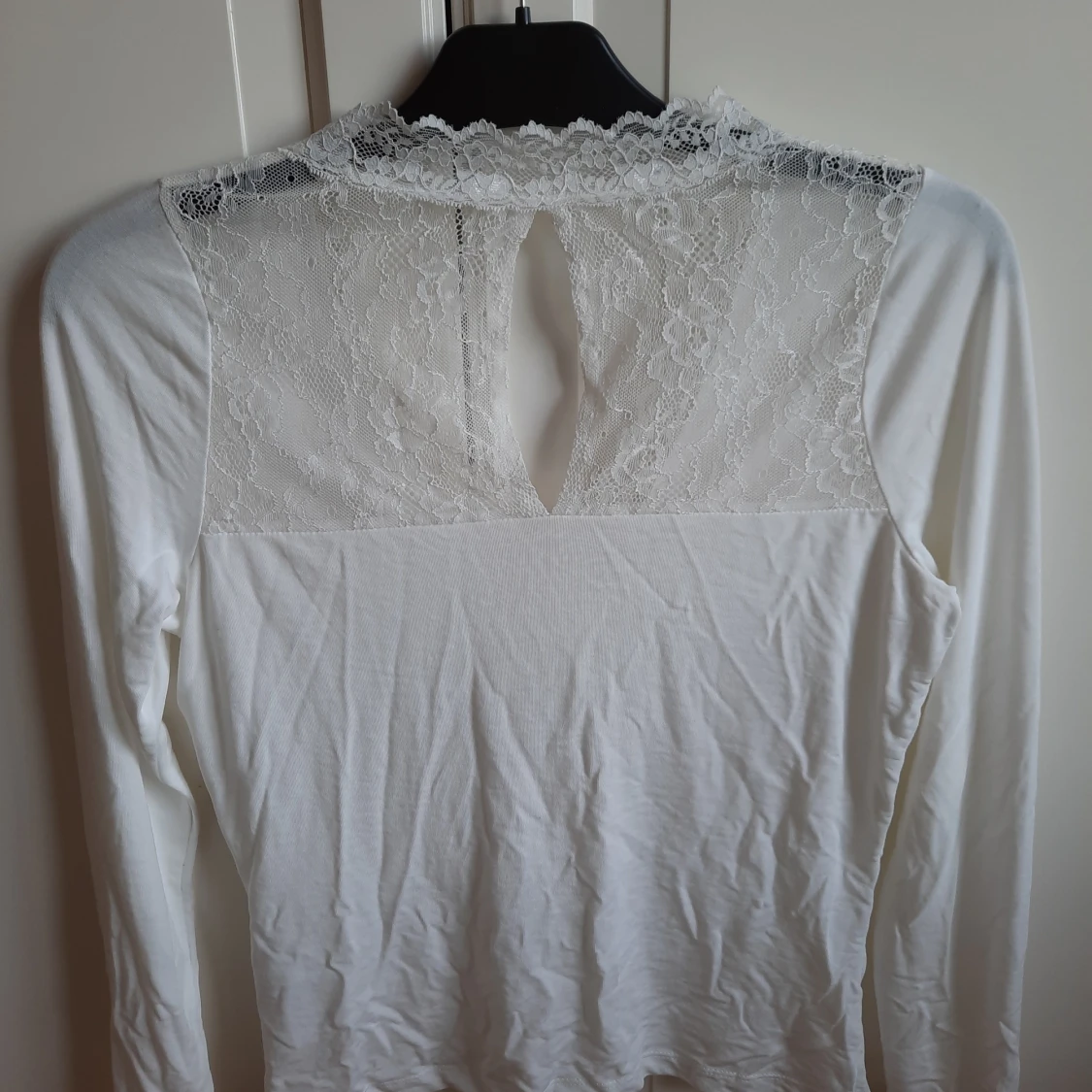 Tröja med spets - 90