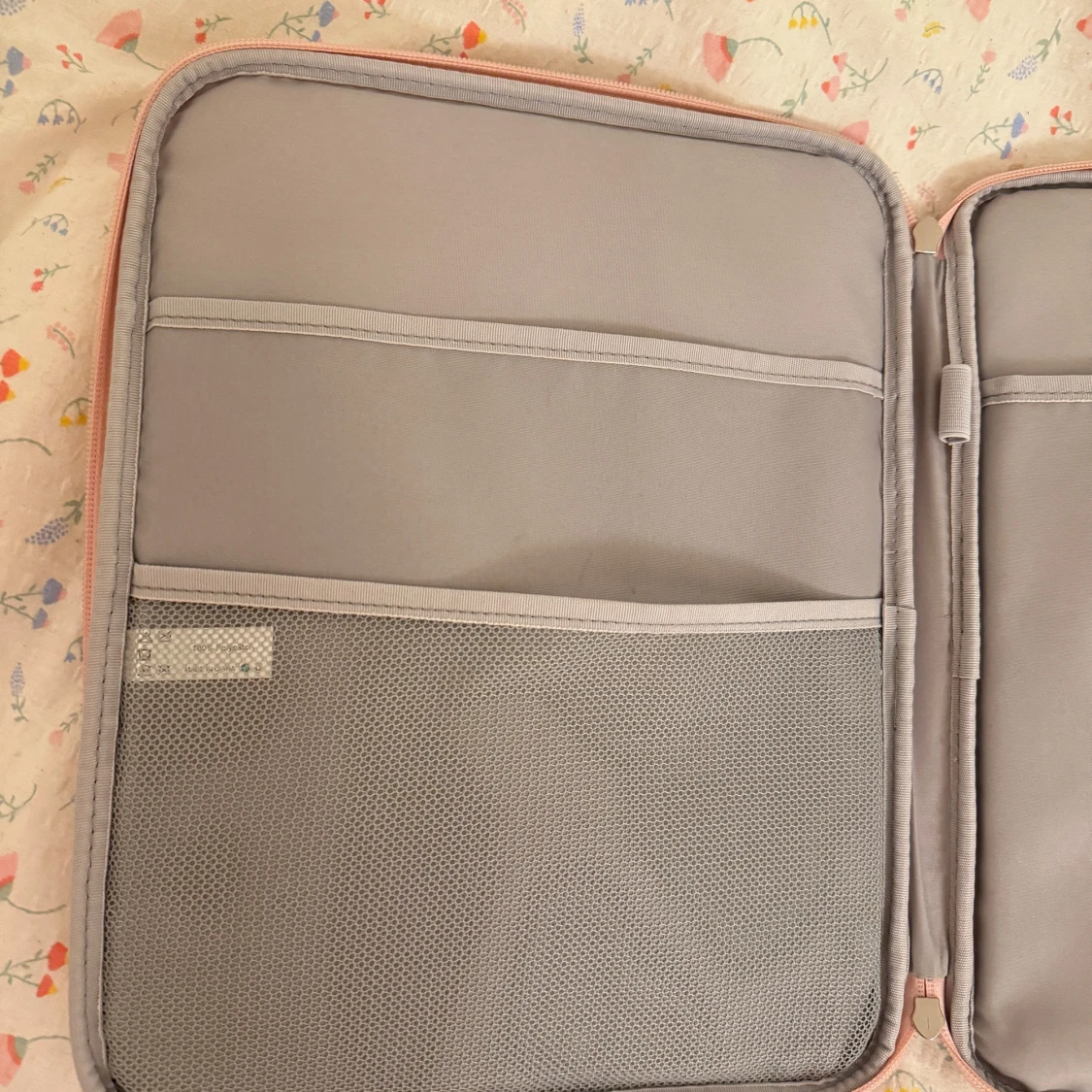 Rosa datorväska med dragkedja - 91