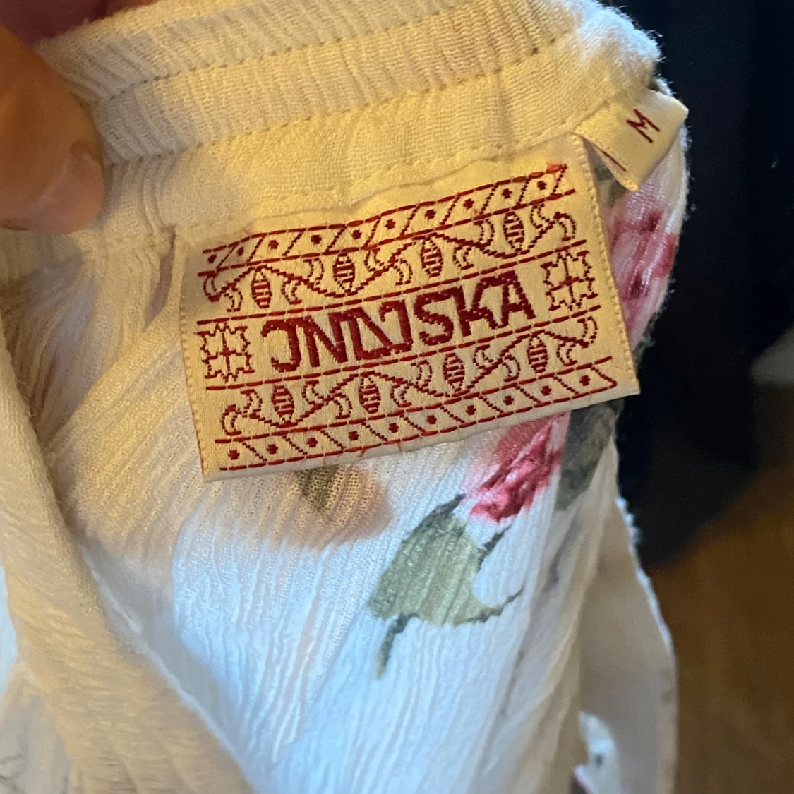 Långkjol med blommor - 4