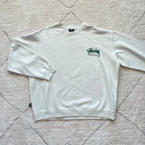 Stussy Crewneck  - Strl:XL Skick:Brand New 