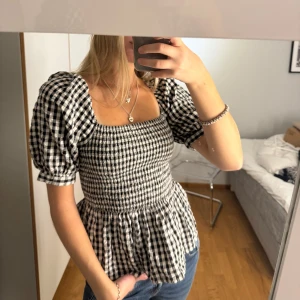 Såå fin topp  - Jätte najs rutig topp