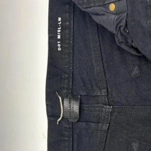 SAINT LAURENT JEANS - Ett par Saint Laurent jeans i storlek M, 9/10 skick och pris kan diskuteras 