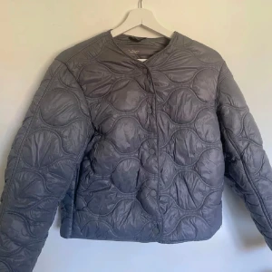 Mango jacka  - Supersnygg quiltad jacka från mango😍😍🙌🏻 