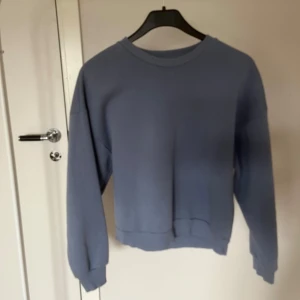 Sweatshirt  - Bra skick 
