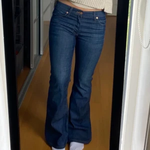 Levis bootcut jeans  - Kommer inte till användning! Skriv om ni har frågor. Jag är 166💕