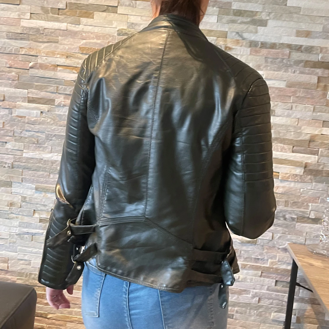 Grön skinnjacka  - 91