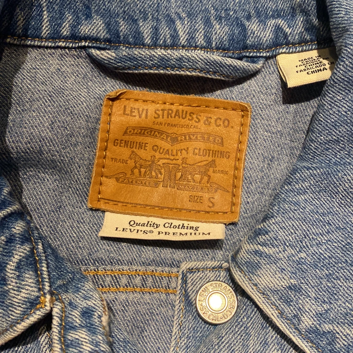 Blå jeansjacka från Levi's - 92