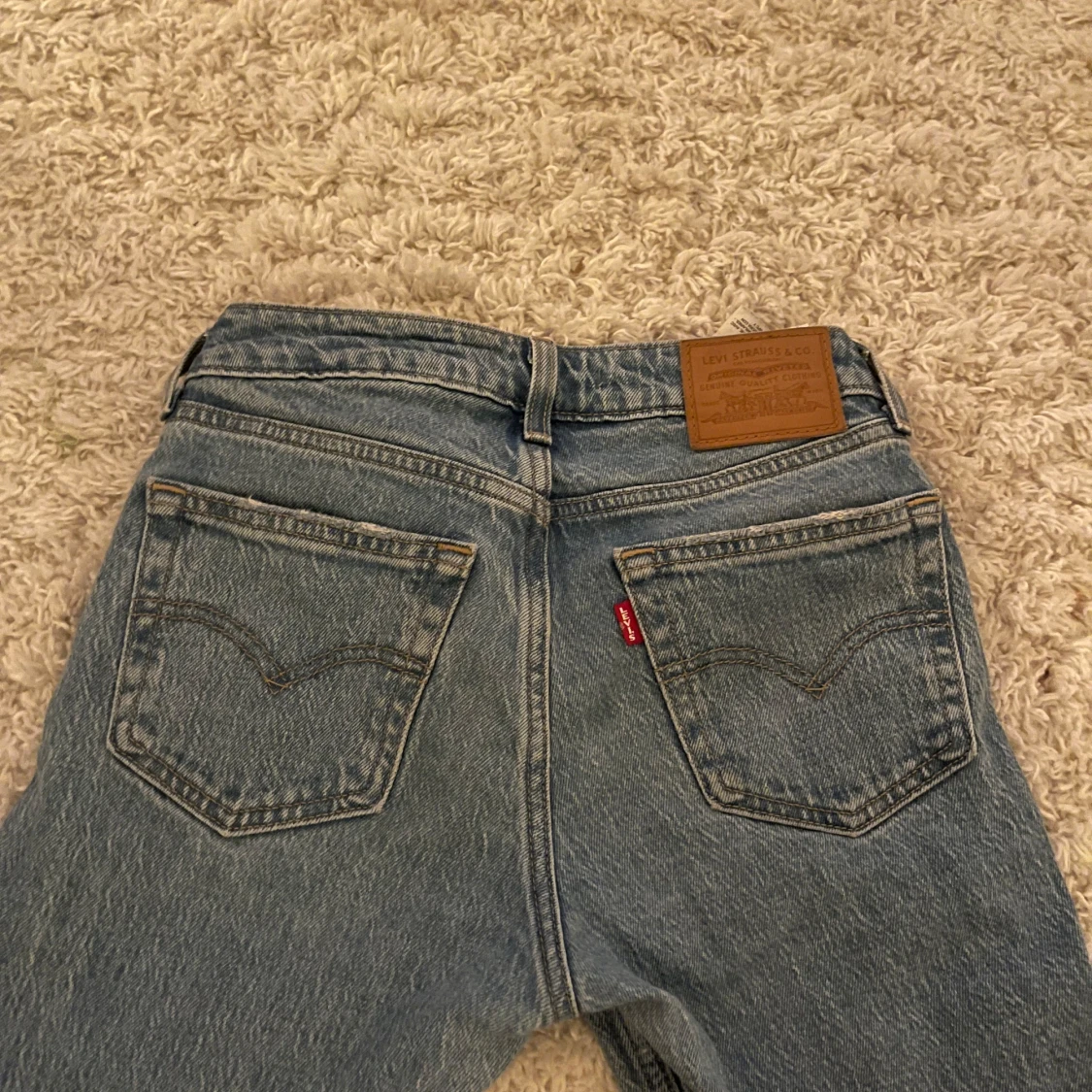 Ljusblåa jeans från Levi's - 92