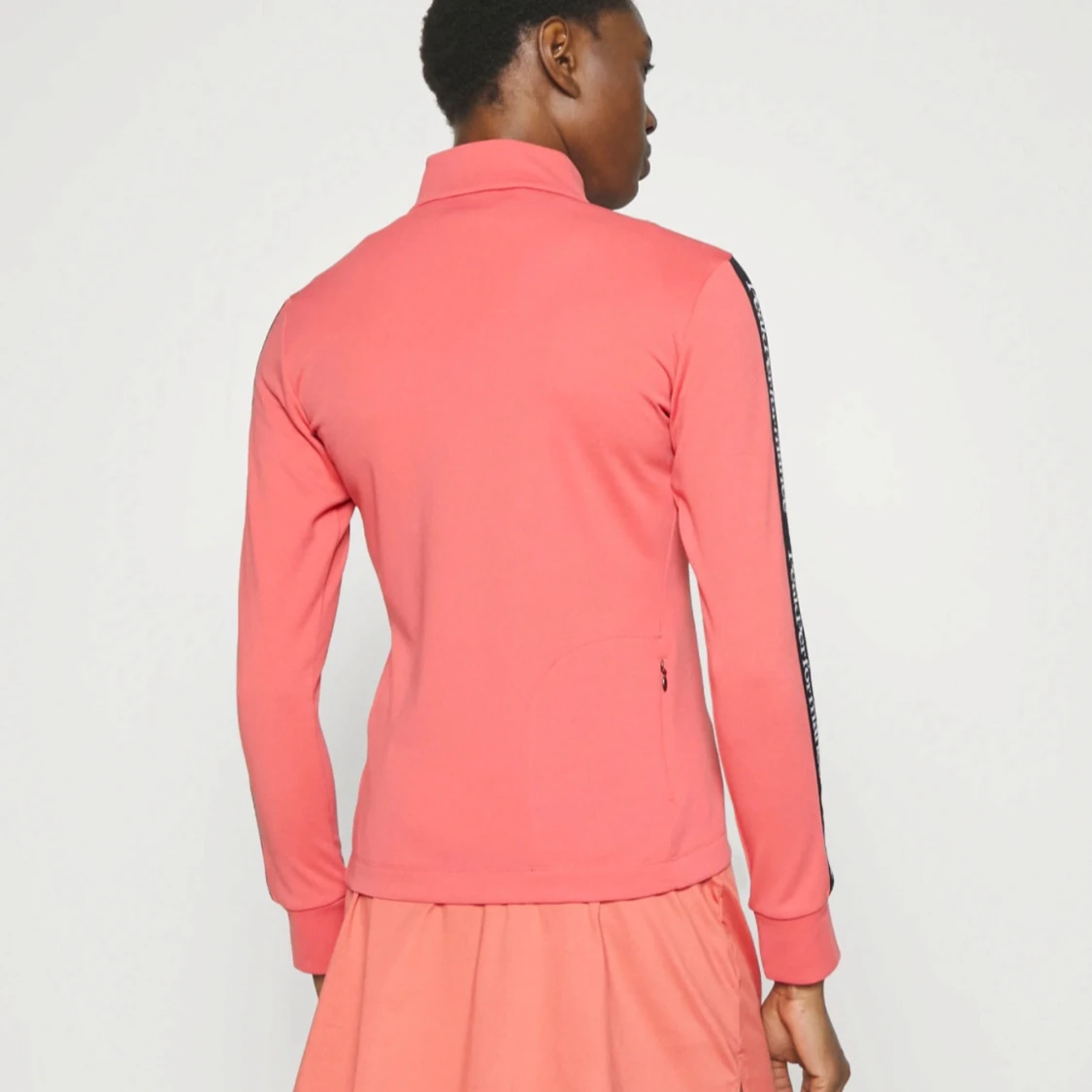 Peach tröja från Peak Performance - 90