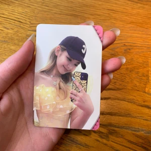 Lia photocard - Från Itzy- Crazy In Love album