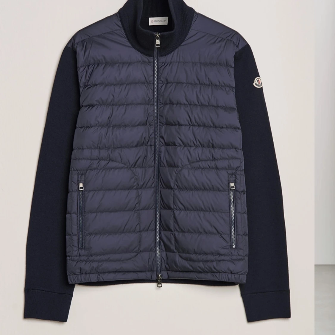 Söker moncler jacka