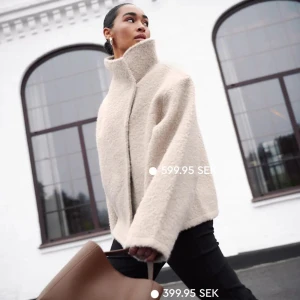 Teddy jacka  - Jätte fin Teddy jacka ifrån Gina! 