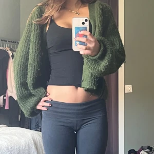 Zara kofta - Såå mysig kofta från zara💕 perfekt till hösten☺️