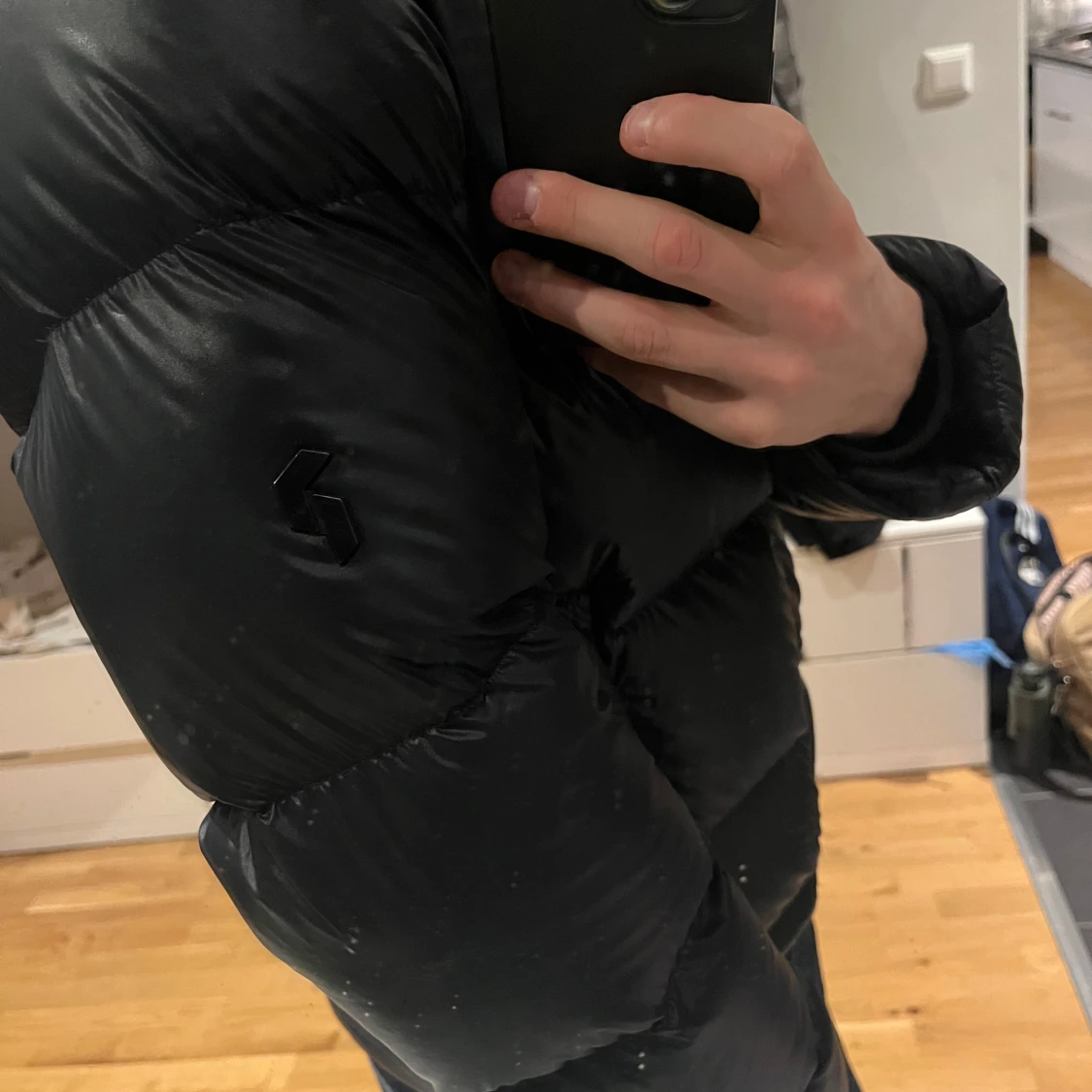 Svart vinterjacka från Peak Performance - 92